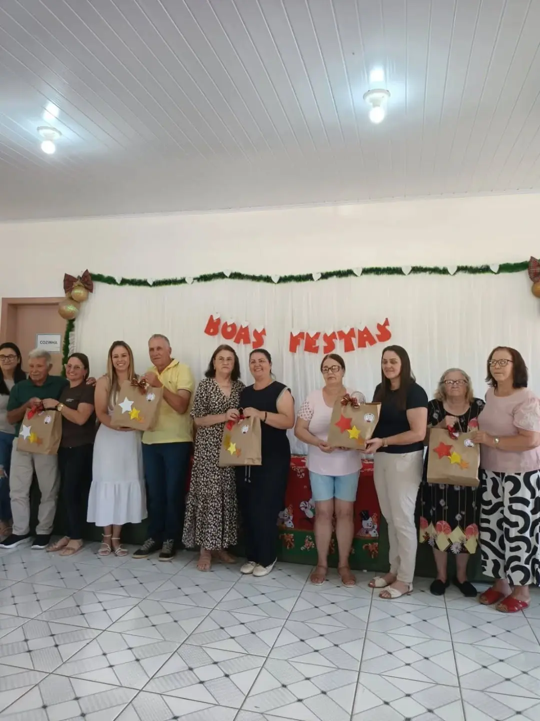Grupo Esperança de Mampituba Celebra Terceira Idade com Festa e Alegria