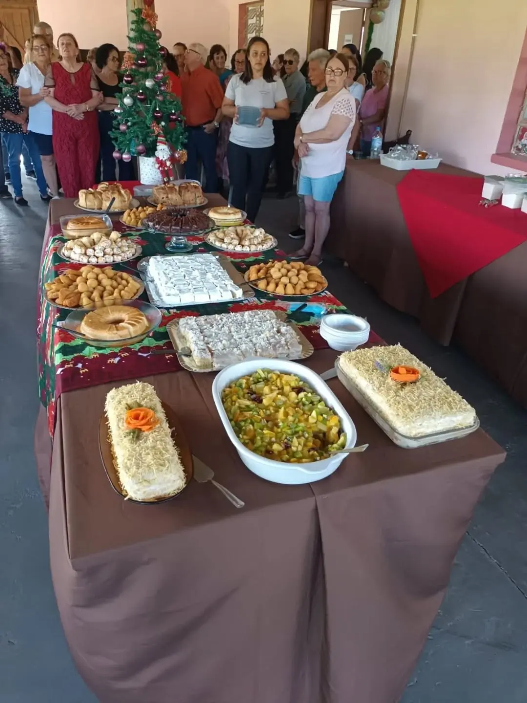 Grupo Esperança de Mampituba Celebra Terceira Idade com Festa e Alegria