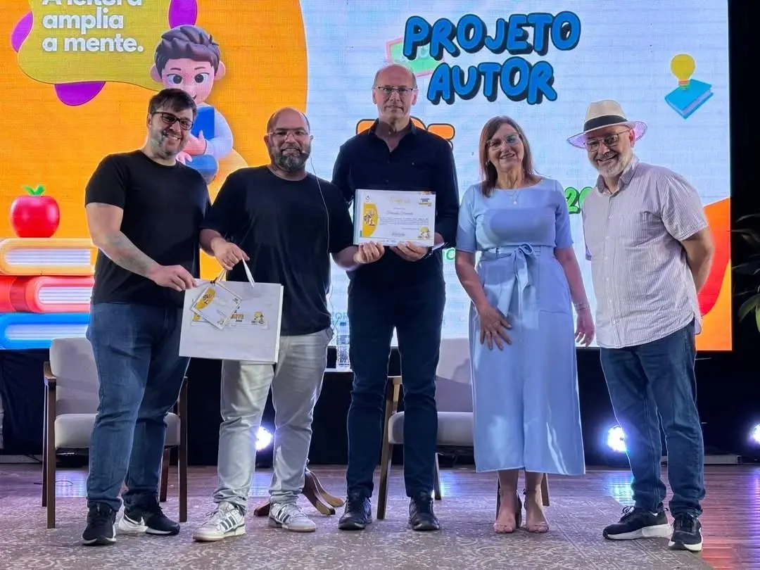 Torres Incentiva a Leitura com o Projeto Autor Presente 2025