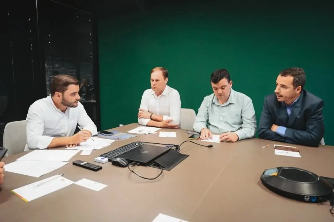 Dom Pedro de Alcântara busca liberação de projetos com vice-governador para impulsionar desenvolvimento local