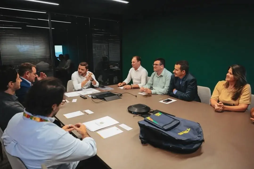 Dom Pedro de Alcântara busca liberação de projetos com vice-governador para impulsionar desenvolvimento local