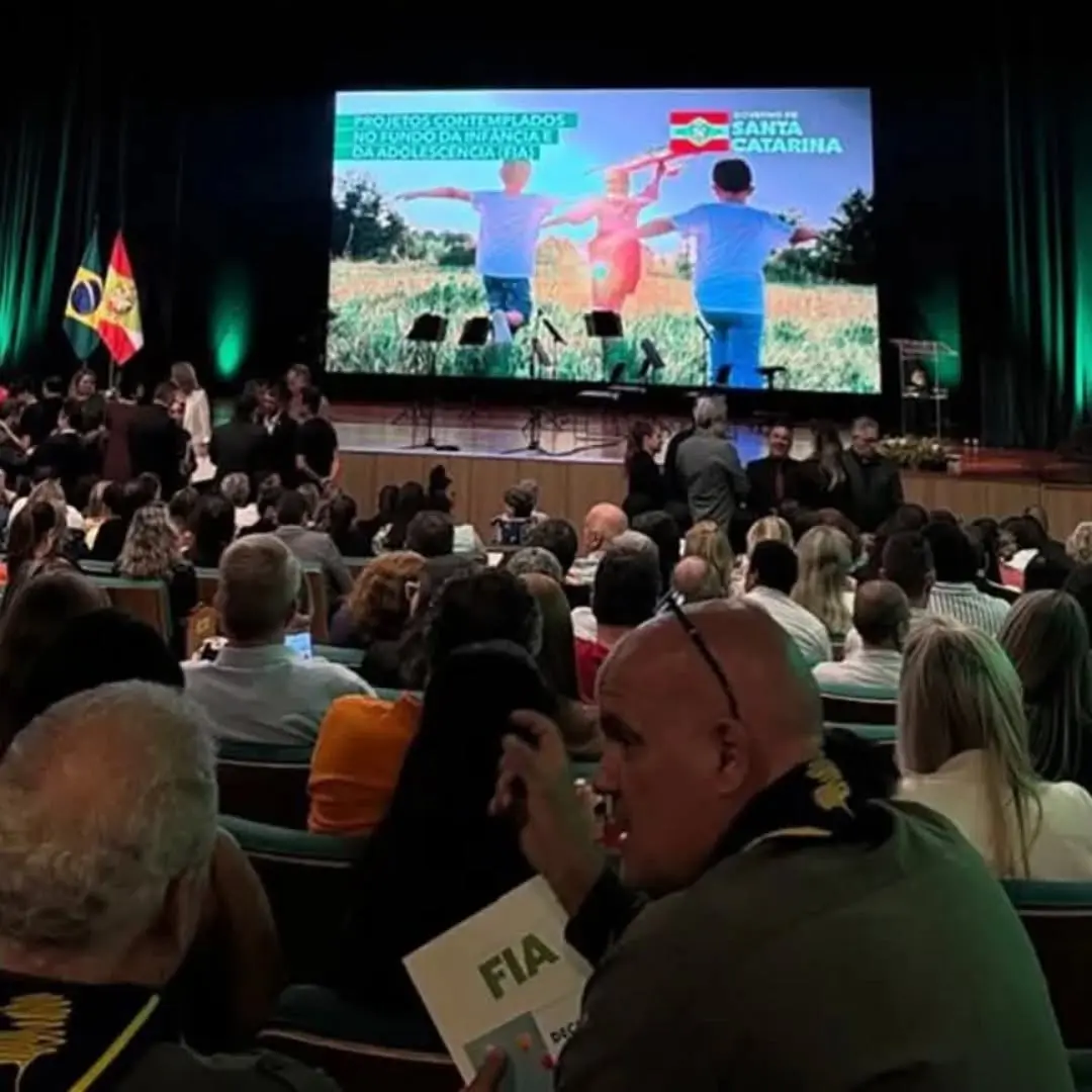 Santa Rosa do Sul: Projeto 'Vida em Movimento' Garante Saúde e Transporte para Idosos