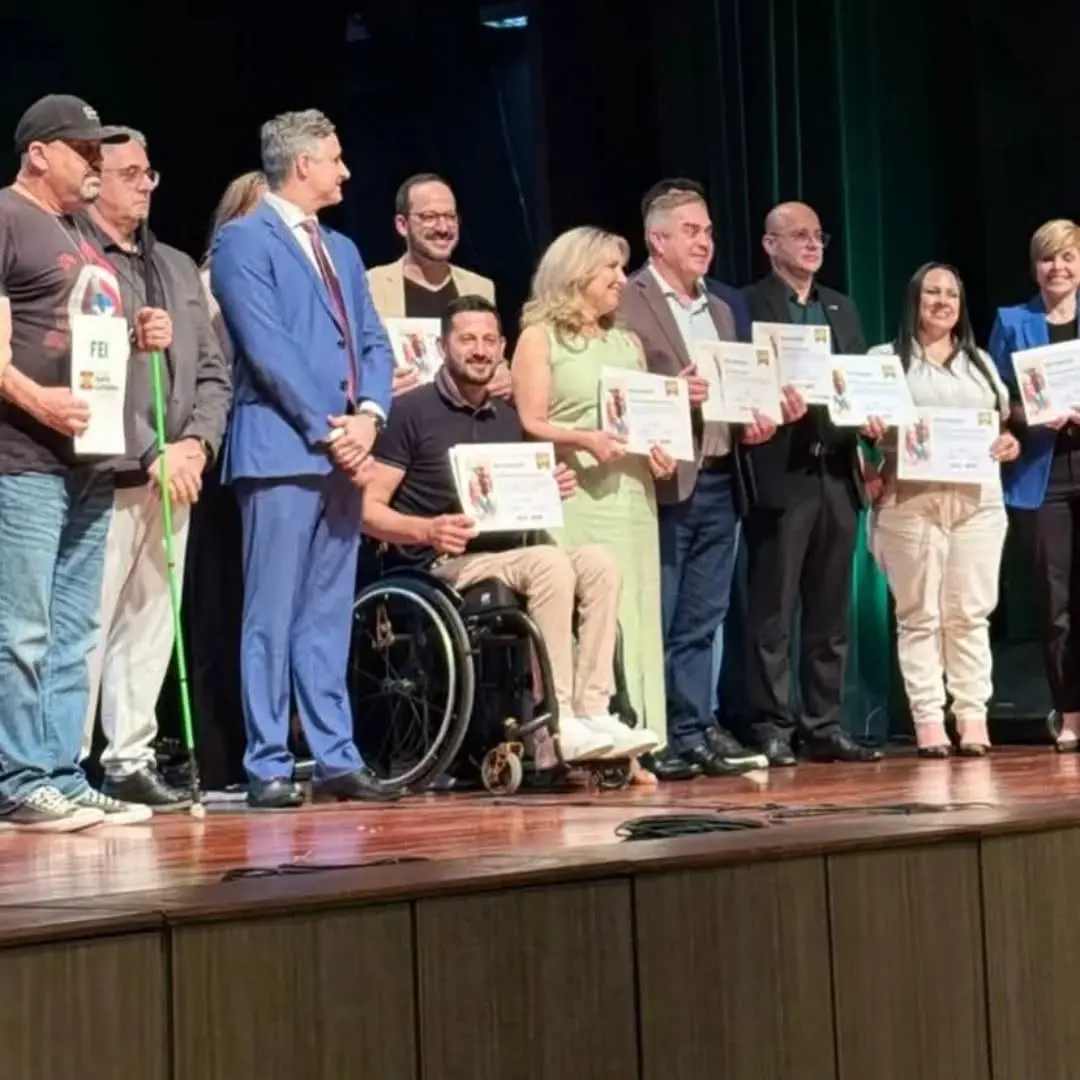 Santa Rosa do Sul: Projeto 'Vida em Movimento' Garante Saúde e Transporte para Idosos