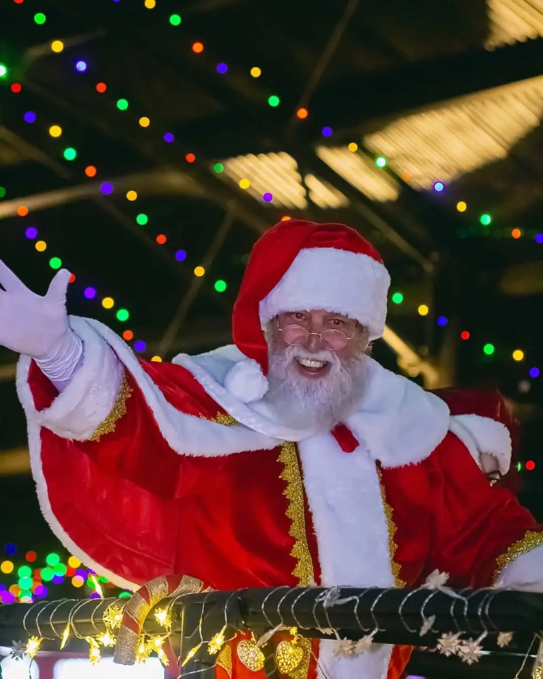 Papai Noel Chega de UTV e Ilumina o 16º Natal dos Canyons em Praia Grande