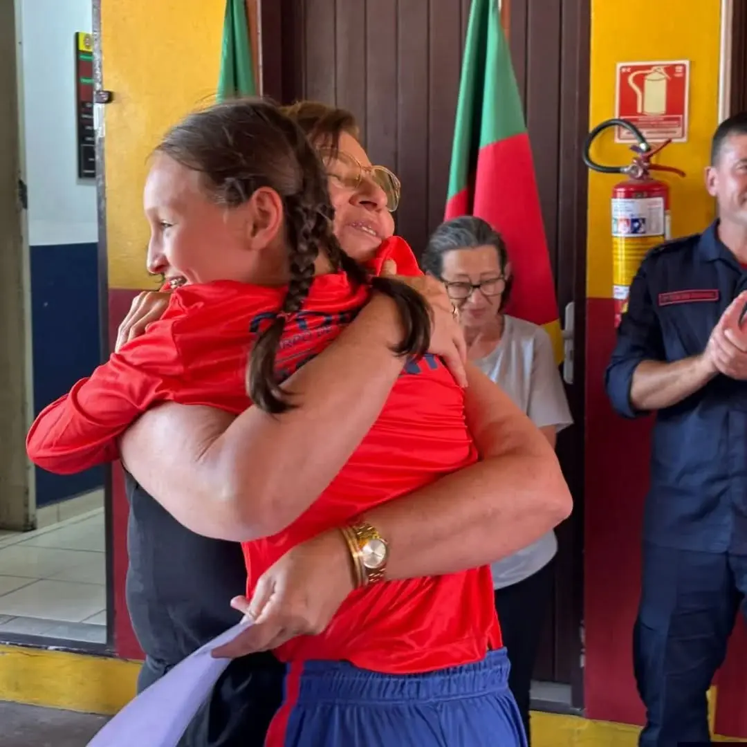 Torres Celebra Formatura dos Bombeiros Mirins da APAE: Inclusão e Parceria em Destaque