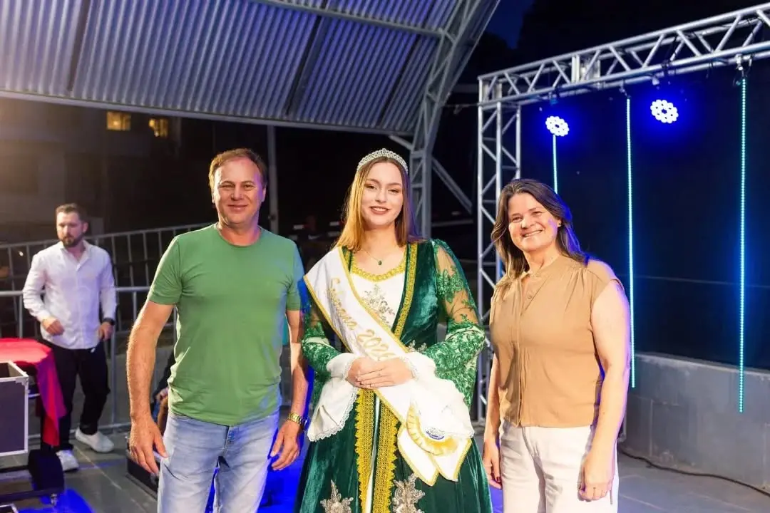 Dom Pedro de Alcântara Celebra a Magia do Natal com Espetáculo da Família