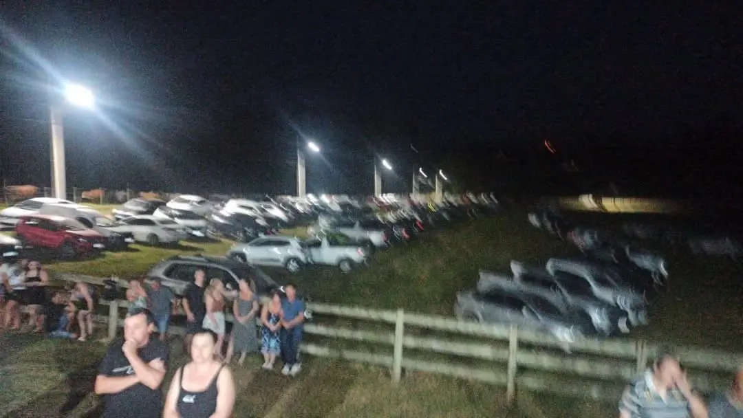 Comunidade de São João do Sul celebra nova iluminação do Oratório Frei Adercide