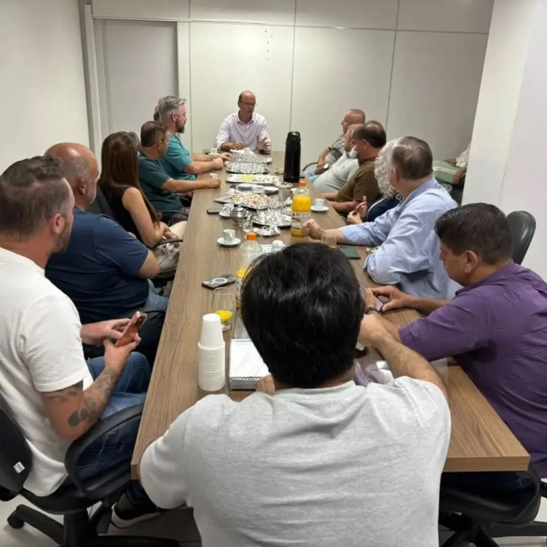 Prefeito de Torres e Vereadores Alinham Planejamento para 2026 Visando Melhorias Municipais