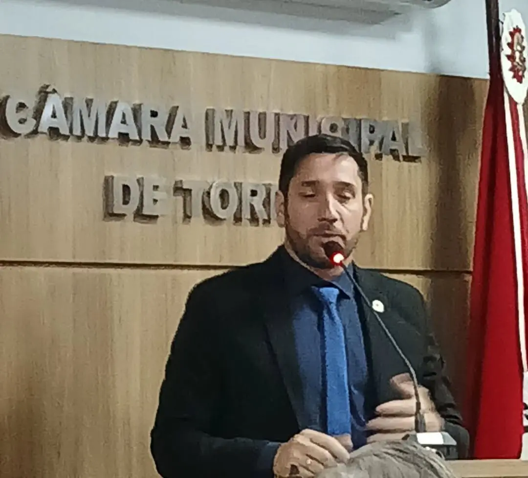 Igor Beretta é Reconduzido à Presidente da Câmara de Vereadores de Torres (RS) em Momento Histórico