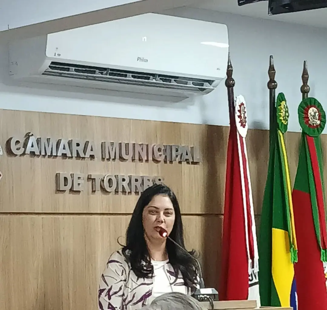 Igor Beretta é Reconduzido à Presidente da Câmara de Vereadores de Torres (RS) em Momento Histórico