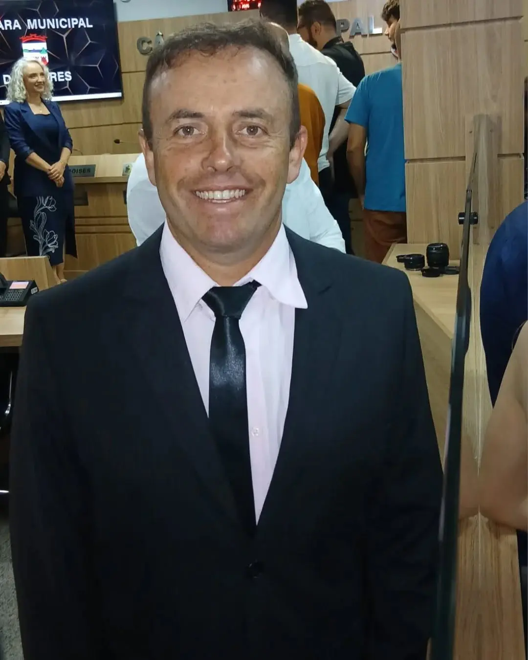 Igor Beretta é Reconduzido à Presidente da Câmara de Vereadores de Torres (RS) em Momento Histórico