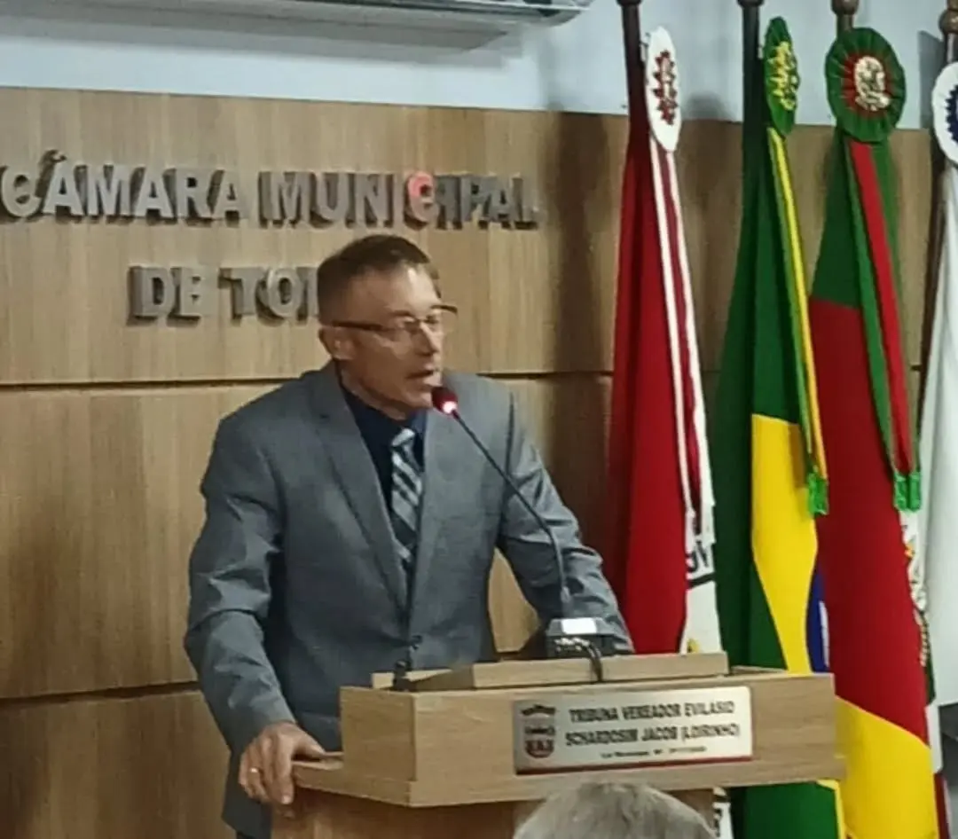 Igor Beretta é Reconduzido à Presidente da Câmara de Vereadores de Torres (RS) em Momento Histórico
