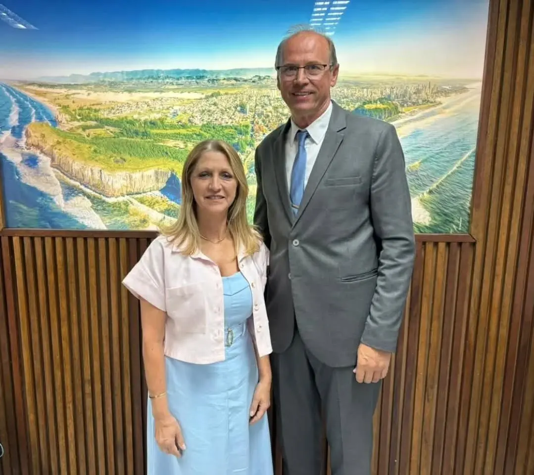 Maria Seloi Assume a Chefia de Gabinete da Prefeitura de Torres para Fortalecer Gestão