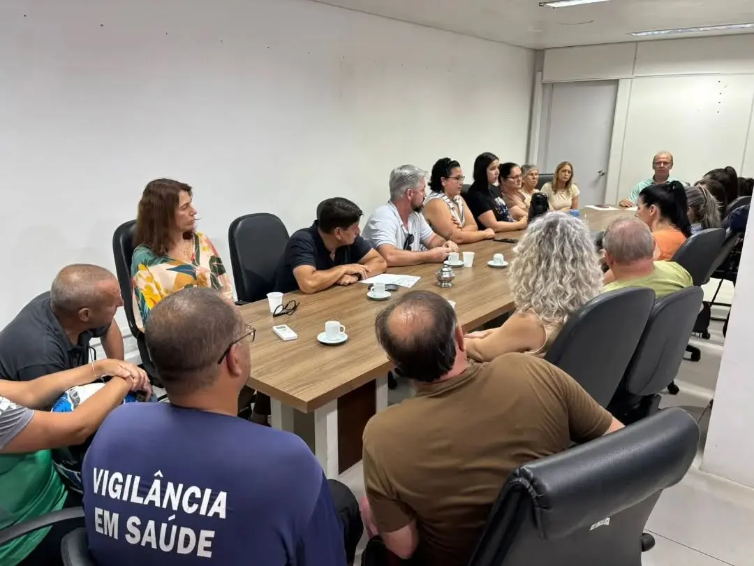 Prefeito de Torres se Reúne com Agentes Comunitárias de Saúde para Tratar do Incentivo Financeiro Adicional (IFA)