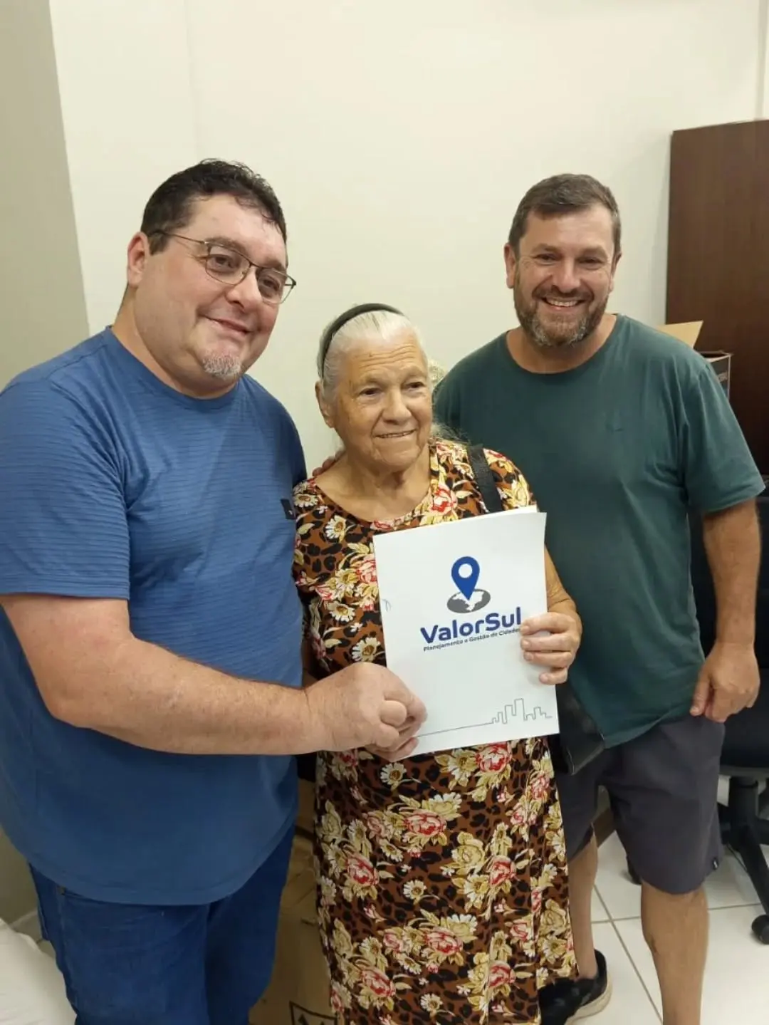 Santa Rosa do Sul: Programa Regularização Fundiária Urbana entrega 73 matrículas de imóveis