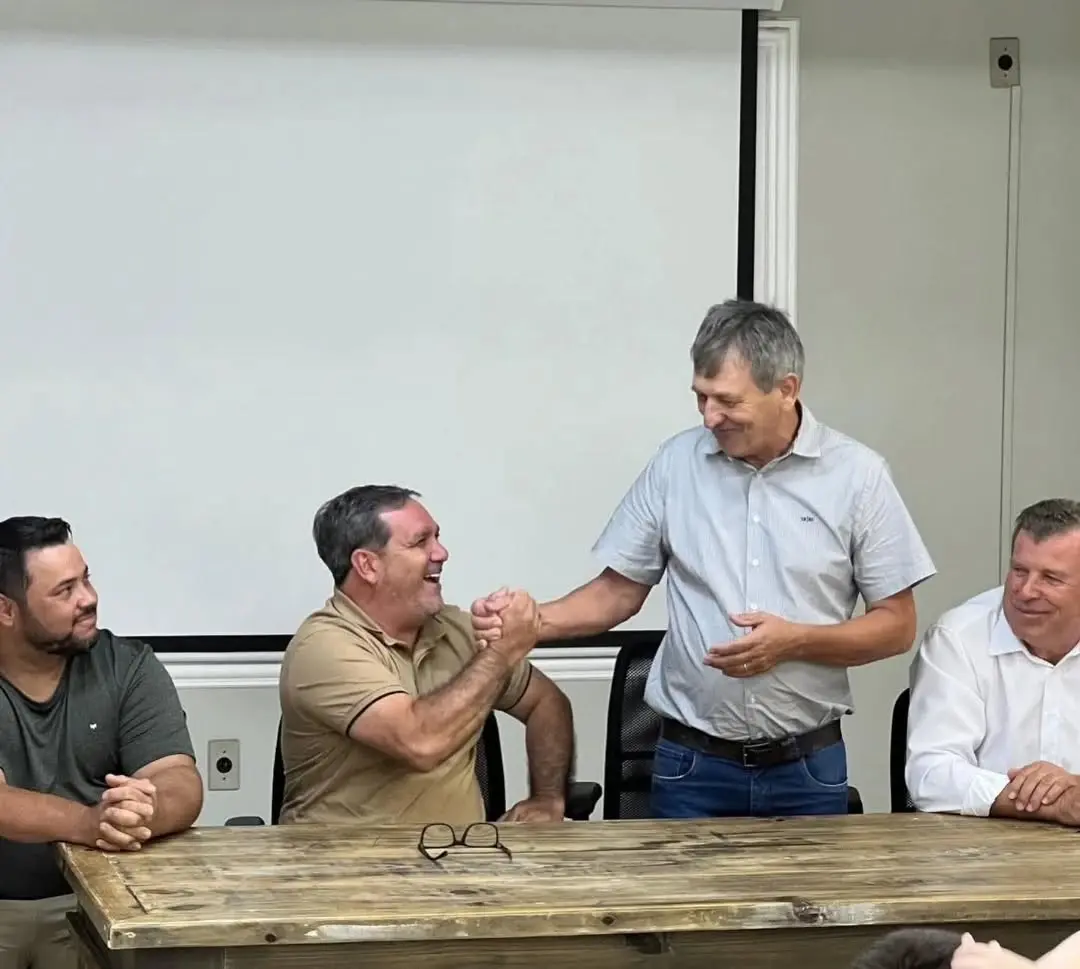 Pedrinho Assume a Prefeitura de Santa Rosa do Sul Durante Férias do Prefeito Almides