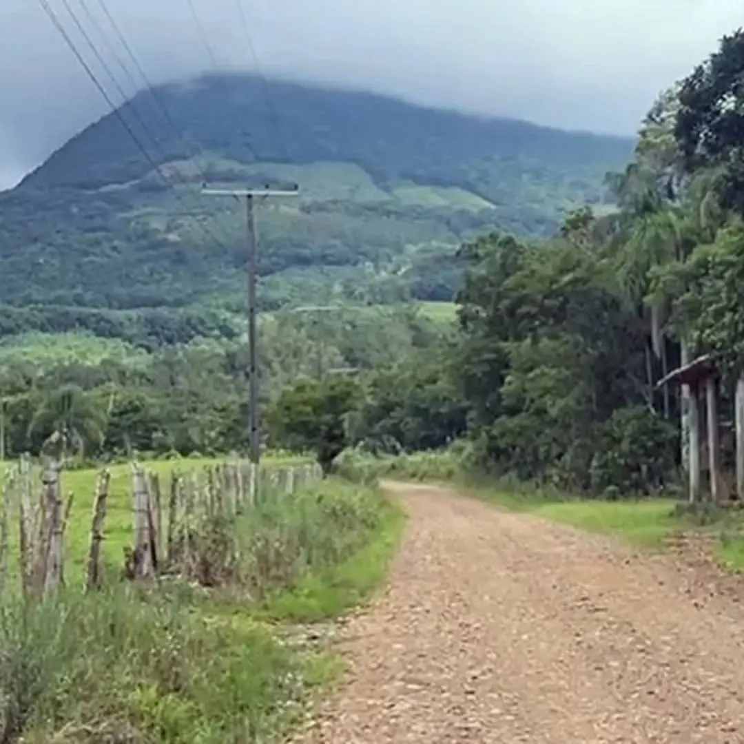 Jacinto Machado Impulsiona Desenvolvimento com Abertura de Estrada na Serra do Fundo Grande