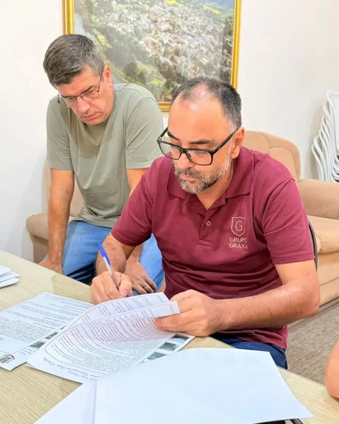 Prefeitura de Praia Grande Garante Apoio à APAE com Renovação de Convênio em 2026