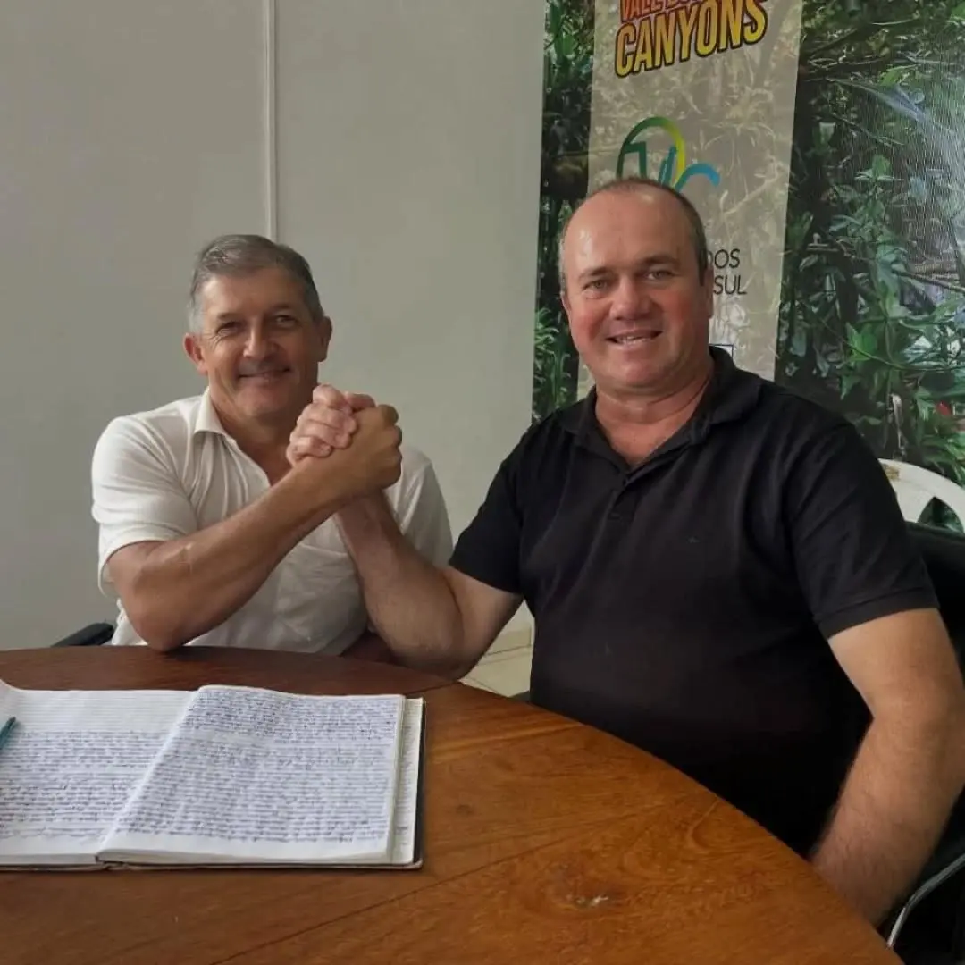 Mampituba: Vice-Prefeito Valmir Peto Assume a Chefia do Executivo Durante Férias de Beto Roldão