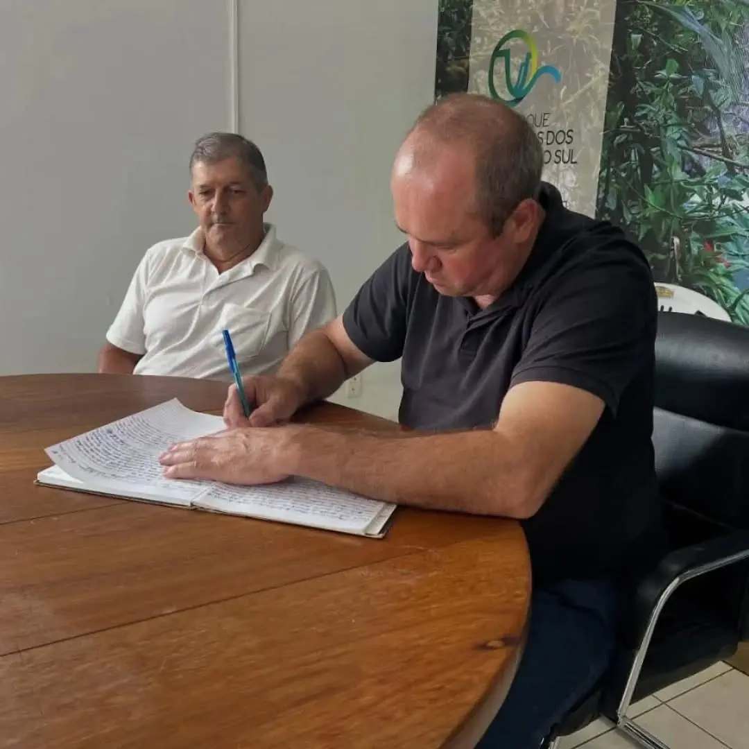 Mampituba: Vice-Prefeito Valmir Peto Assume a Chefia do Executivo Durante Férias de Beto Roldão