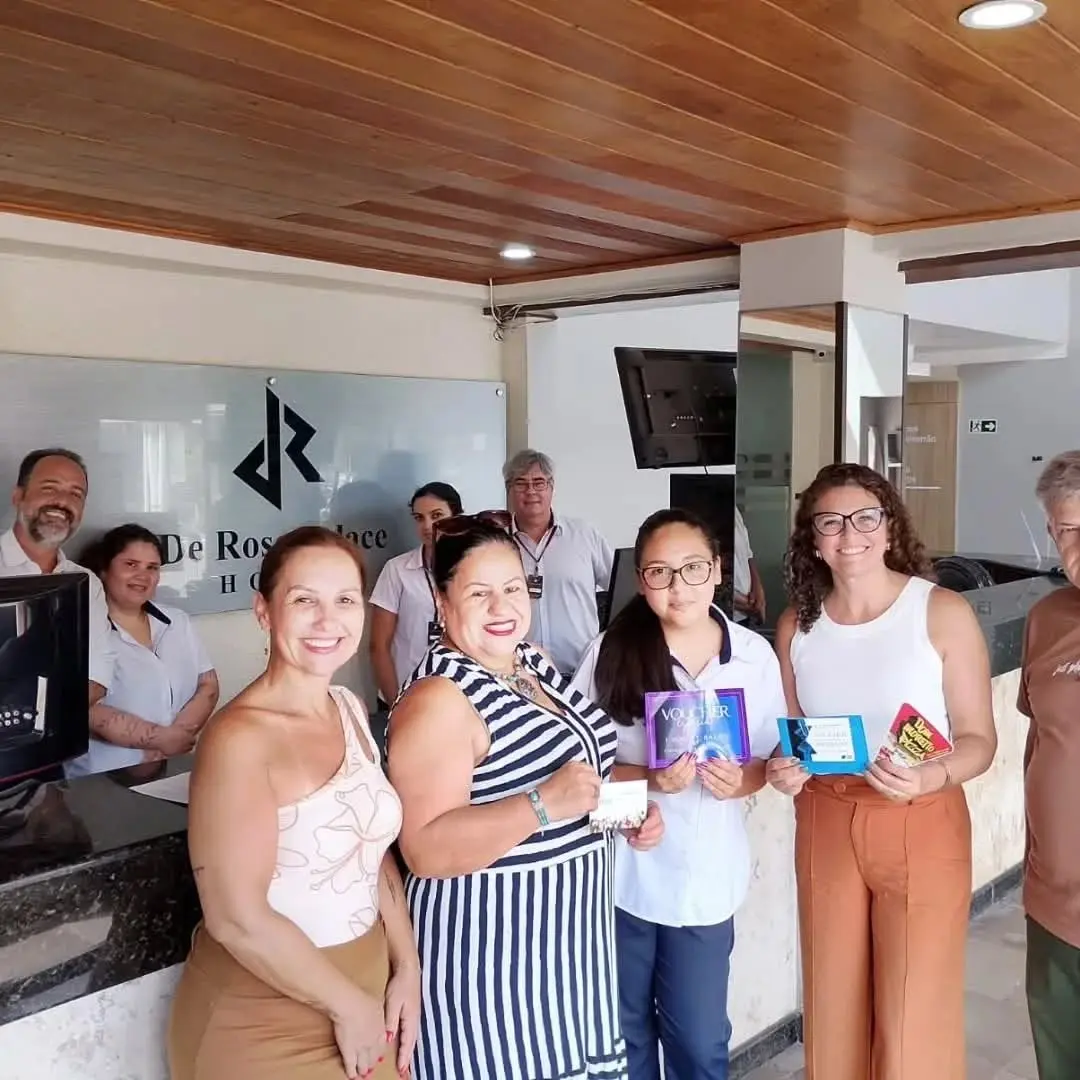 Torres celebra o espírito natalino e premia as melhores vitrines de Natal 2025