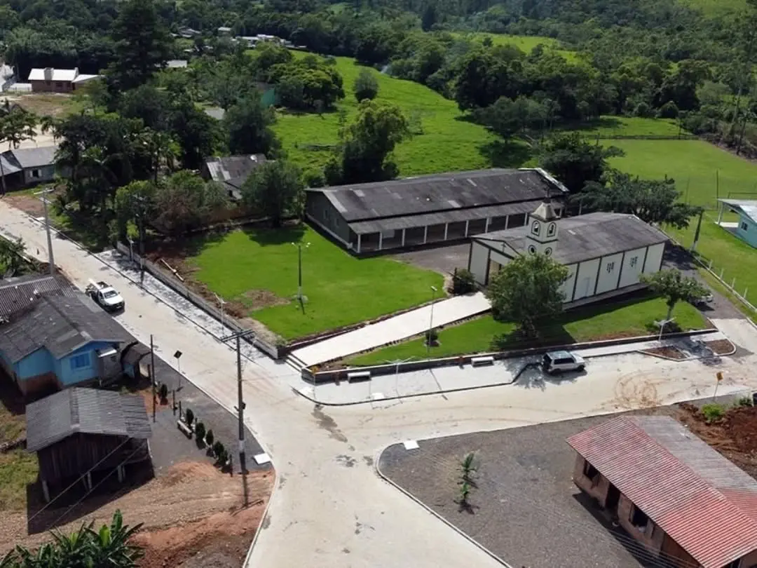 Jacinto Machado Impulsiona Desenvolvimento com Investimentos em Infraestrutura