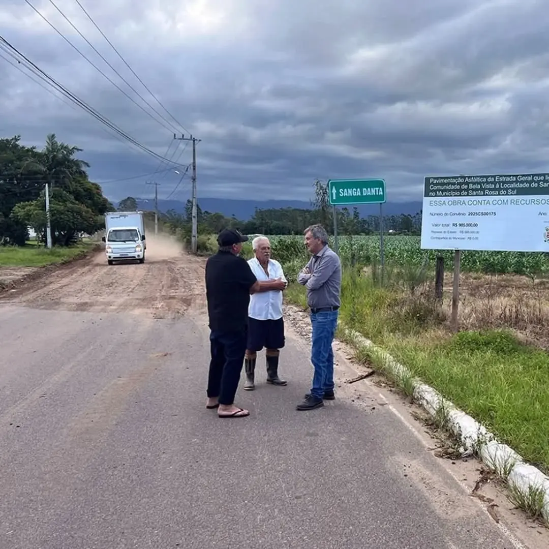 Santa Rosa do Sul Pavimenta Acesso a São João do Sul e Impulsiona Desenvolvimento Regional