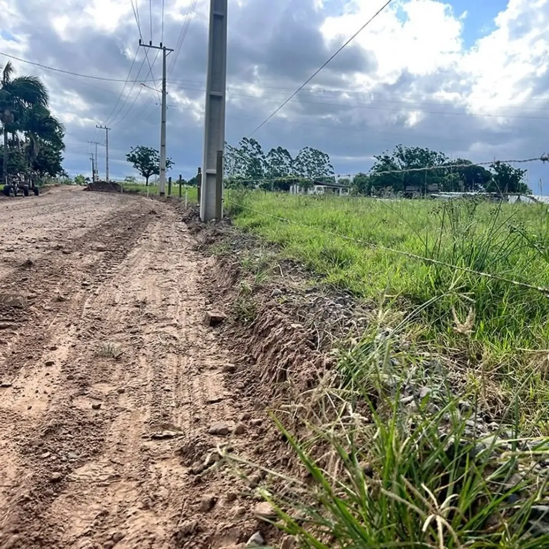 Santa Rosa do Sul Pavimenta Acesso a São João do Sul e Impulsiona Desenvolvimento Regional