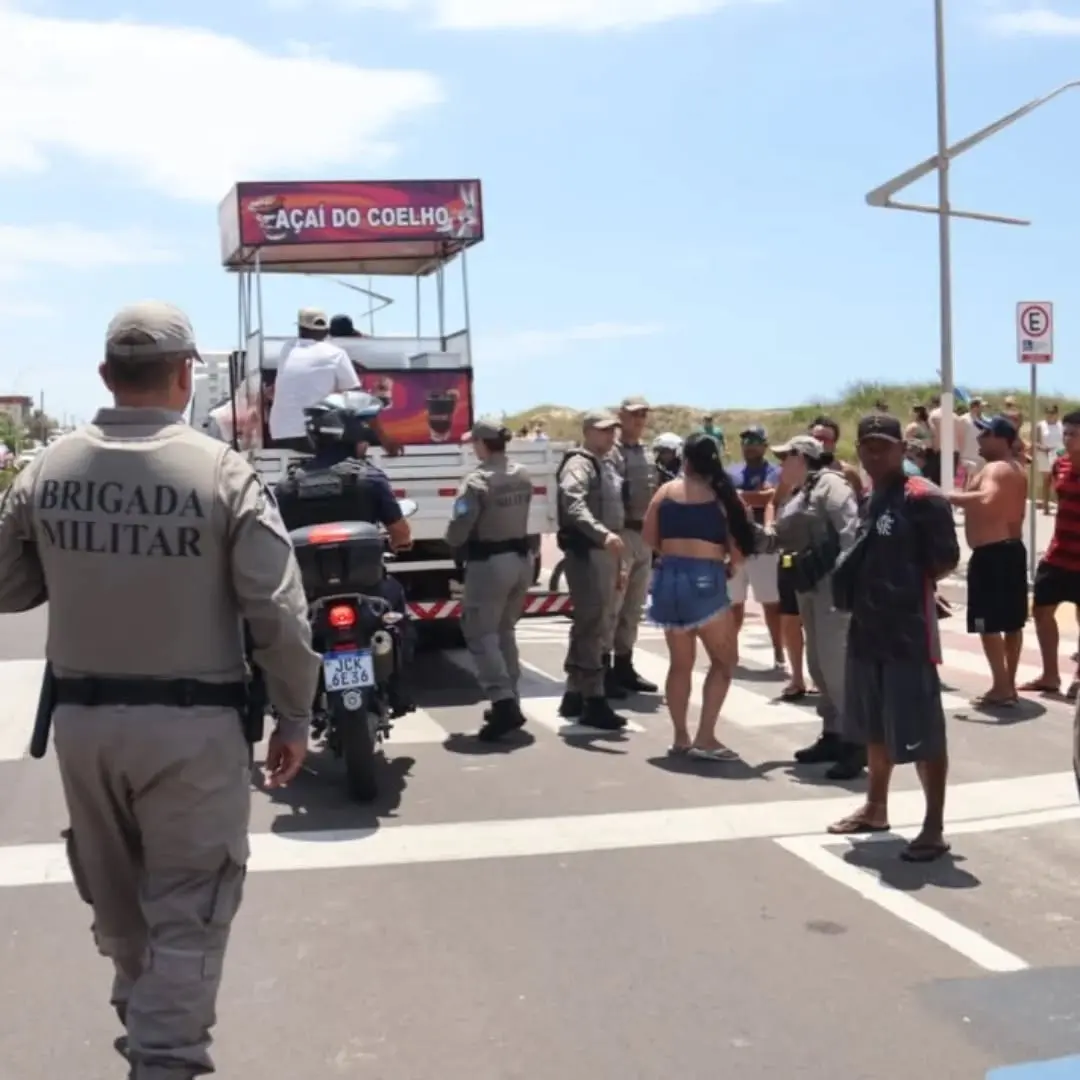 Operação Pé na Areia em Torres (RS) Garante Segurança e Saúde na Orla