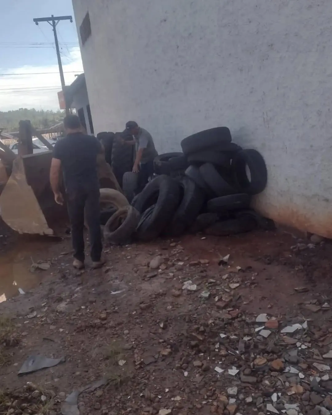 Turvo intensifica combate à dengue com recolhimento de pneus