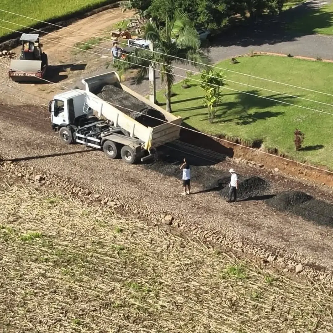 Avanço na Estrada da Costa do Rio Pinheirinho Promete Mais Qualidade e Segurança em Turvo, SC