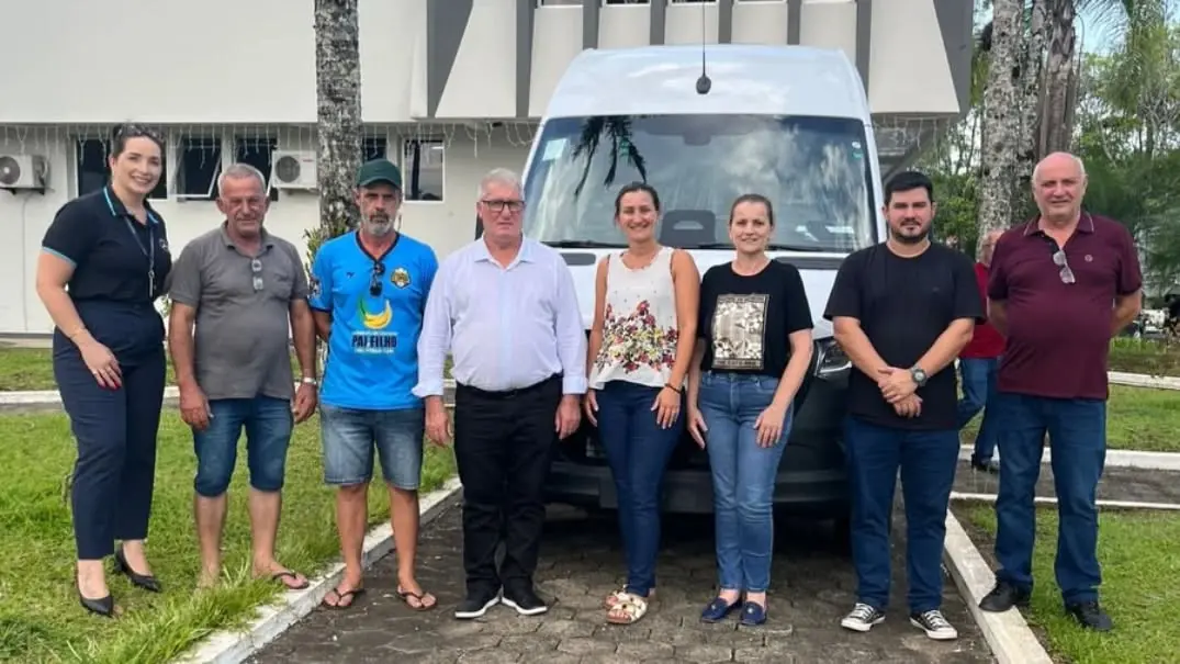 Timbé do Sul Reforça Saúde com Nova Sprinter para Transporte de Pacientes
