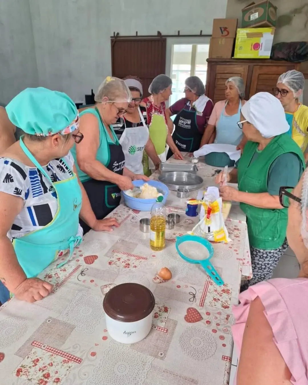 Morrinhos do Sul capacita mulheres do meio rural em curso de bolachas e salgados caseiros