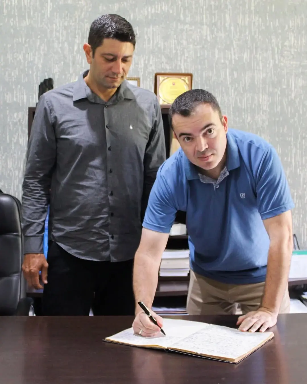 Vereador Batista Assume Prefeitura de Morrinhos do Sul Durante Férias do Prefeito