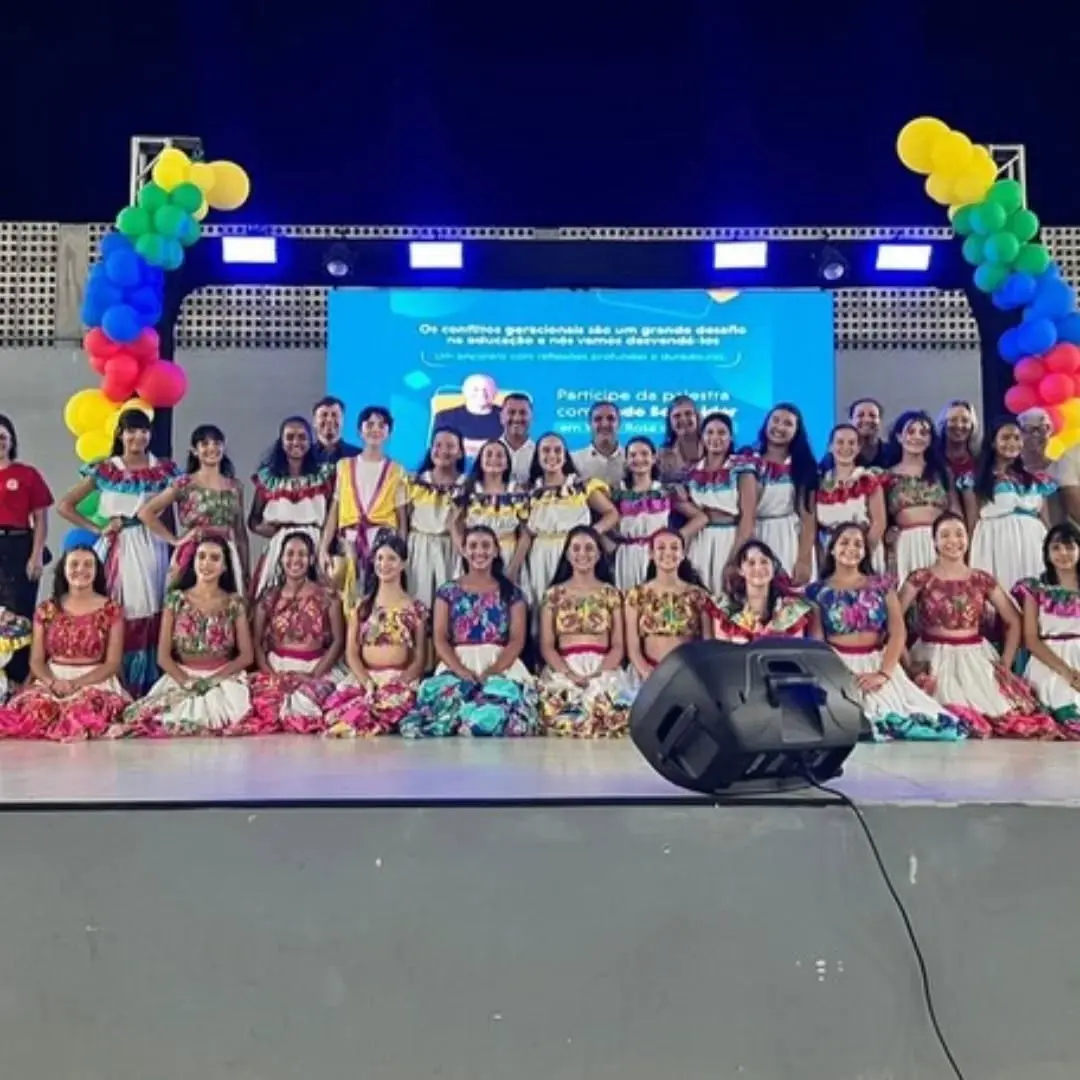 Santa Rosa do Sul Sedia Evento de Educação com Foco em Conflitos Geracionais