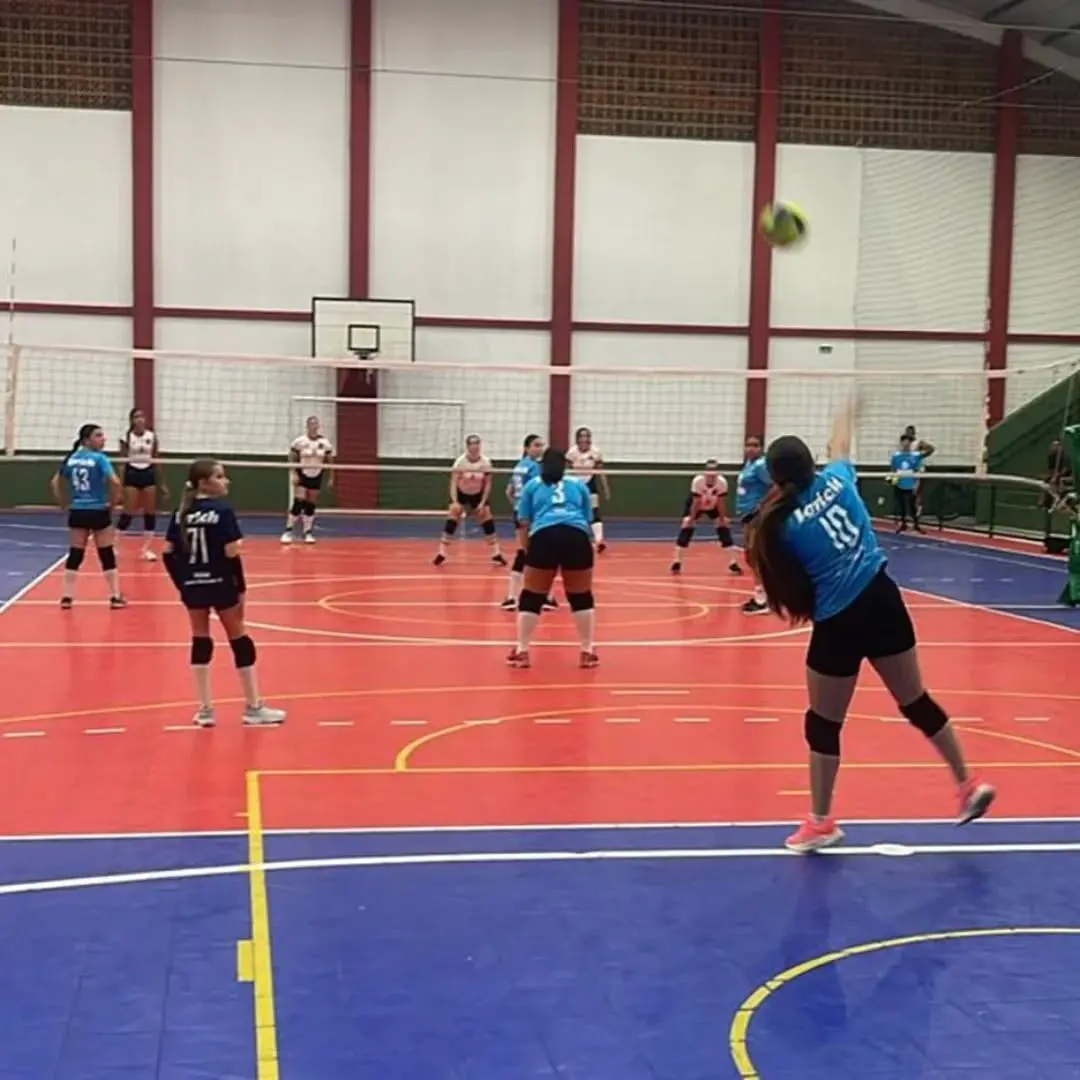 Jacinto Machado Agita o Pós-Carnaval com Competições Decisivas de Vôlei