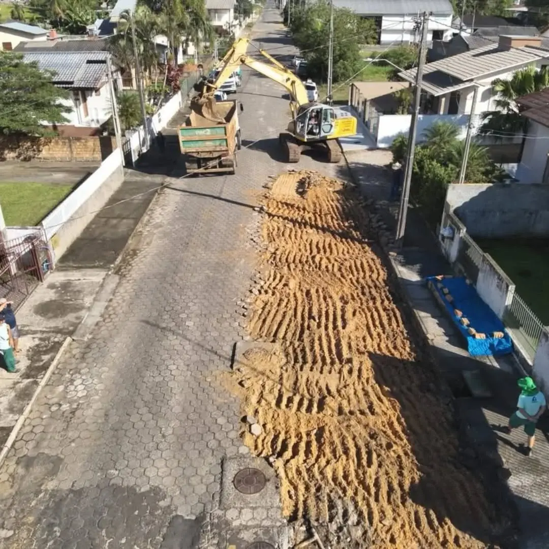 Turvo Acompanha Recuperação de Pavimentação na Rua Jorge Lacerda com Drones