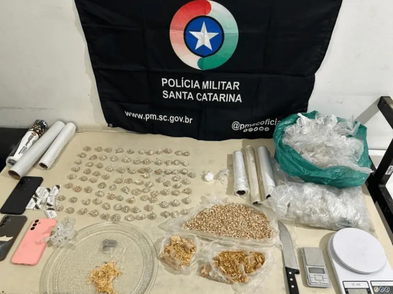 Polícia Militar Prende Quatro por Tráfico de Drogas em Sombrio, SC