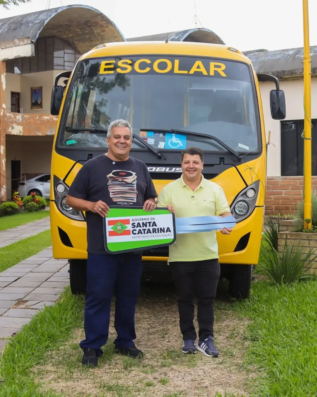 Praia Grande (SC) Reforça Transporte Escolar com Novo Ônibus