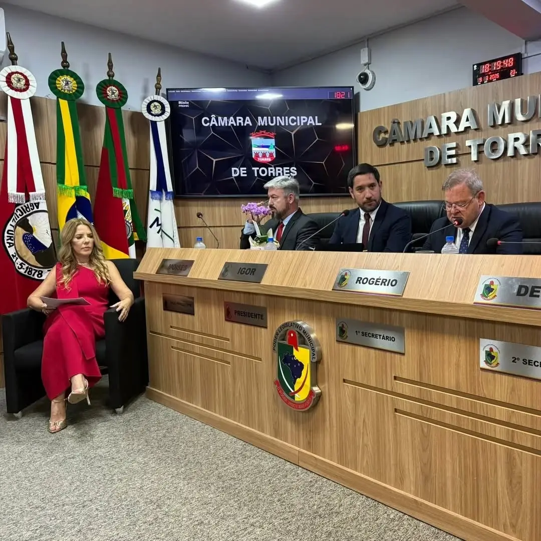 Torres (RS) homenageia Dra. Marilde Goldschmidt por serviços à Justiça e à comunidade