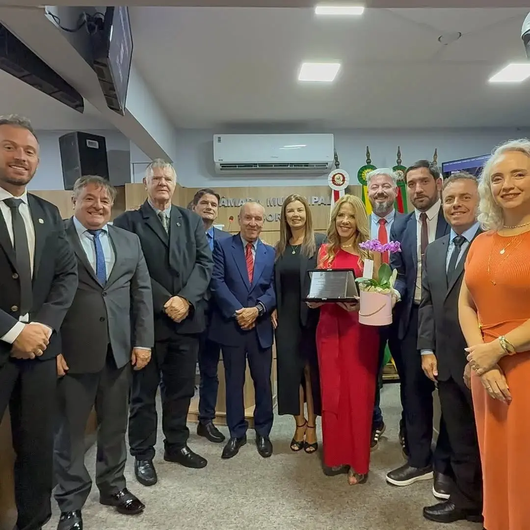Torres (RS) homenageia Dra. Marilde Goldschmidt por serviços à Justiça e à comunidade