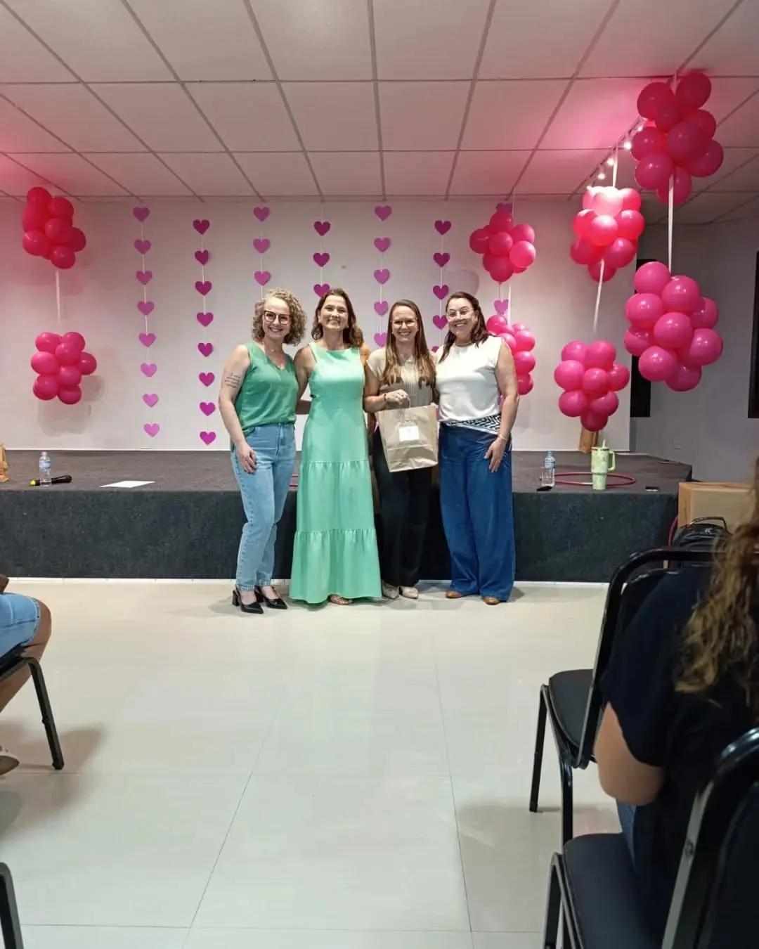 Noite das Mulheres em Três Cachoeiras: Encontro Celebra a Valorização Feminina