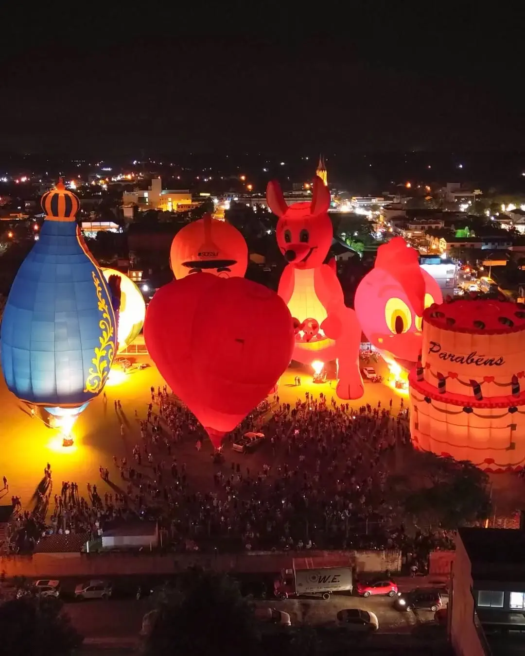 Night Glow Ilumina a Expocanyon 2026 em Praia Grande: Um Espetáculo de Cores!