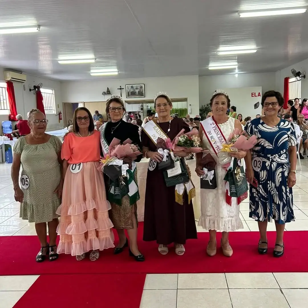Turvo Celebra a Beleza e Experiência com a Escolha das Soberanas da Terceira Idade