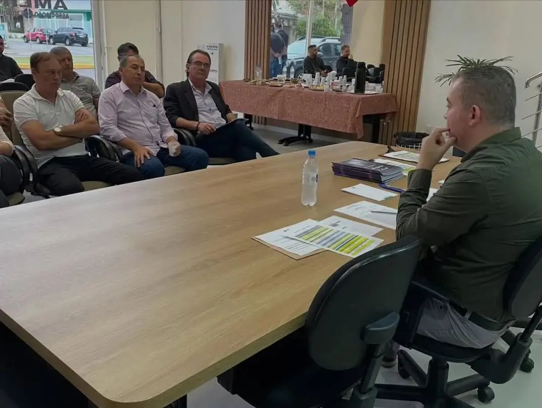 Amlinorte debate demandas da região, com foco na saúde e Porto Meridional