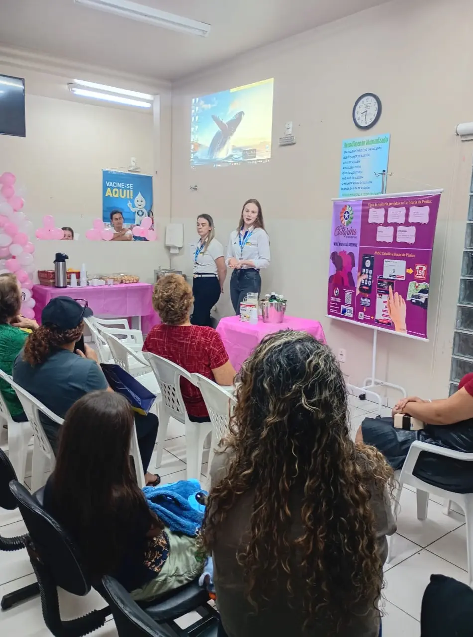 Polícia Militar de Araranguá promove ação de proteção às mulheres em Turvo