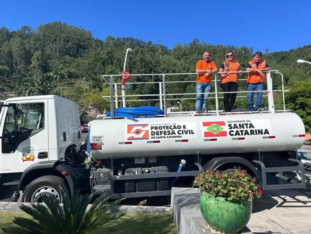 Morro Grande Garante Abastecimento: Caminhão-Pipa Reforça Combate à Estiagem