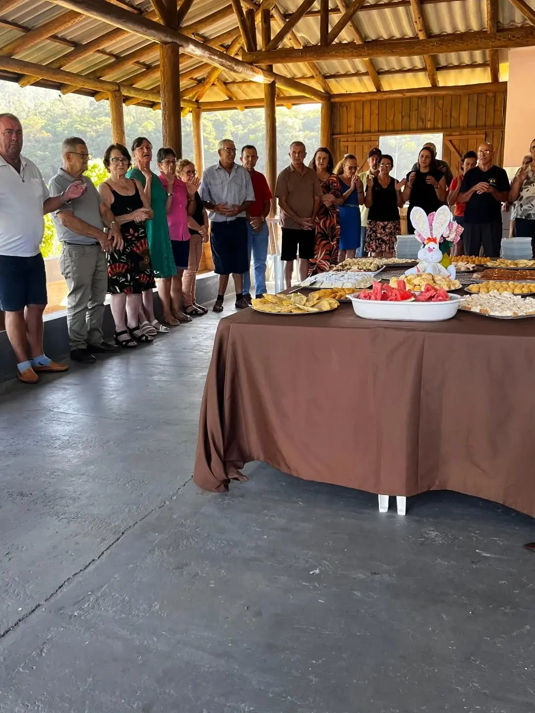 Grupo da Terceira Idade de Mampituba Celebra a Páscoa com Reflexão e Convivência