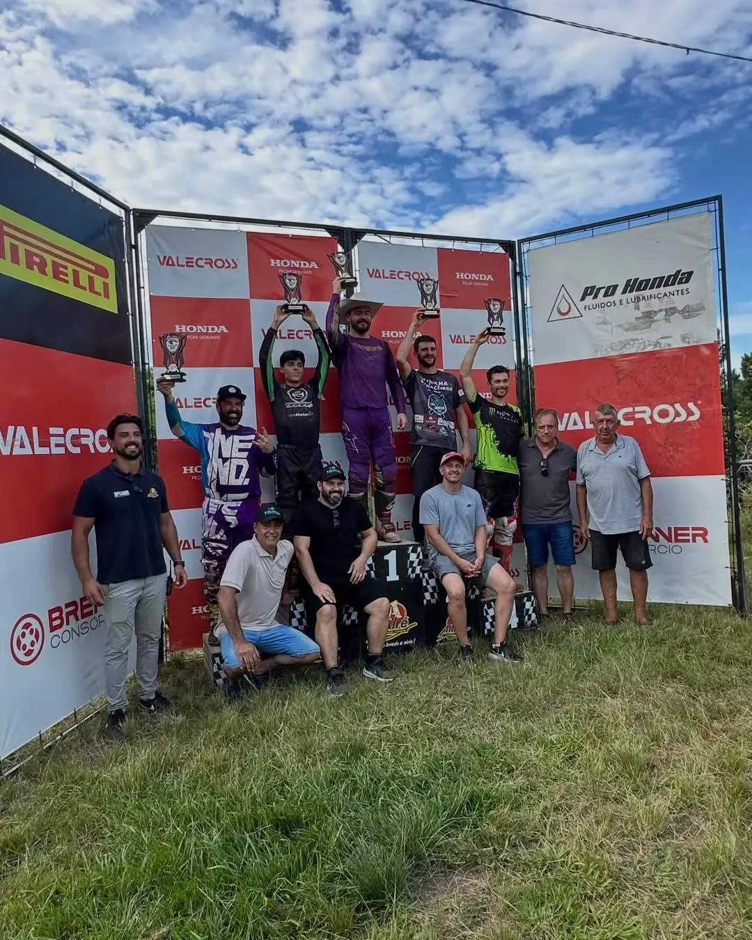 Terra de Areia Vibra com a Largada do Campeonato Pro Honda de Motocross 2026