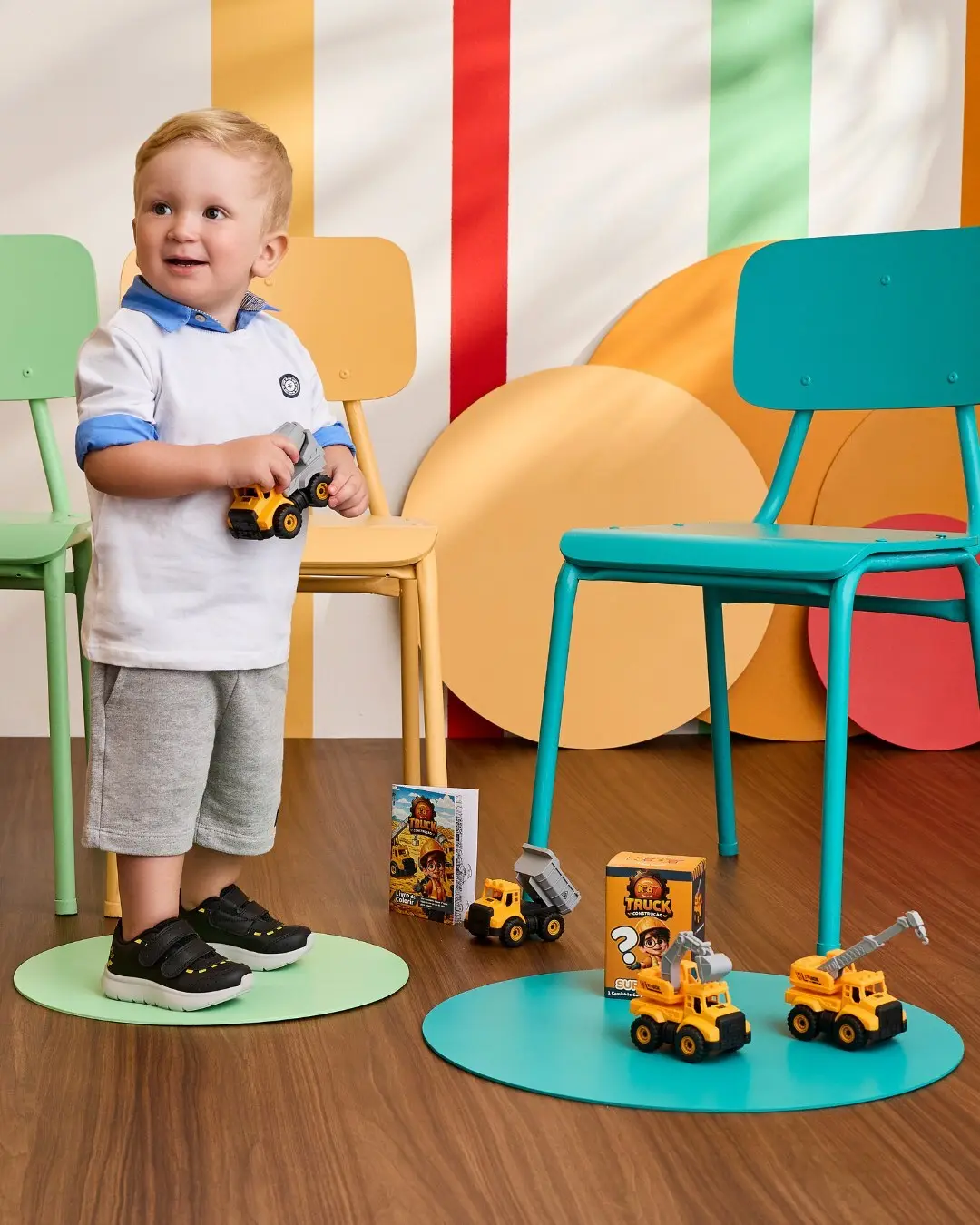 Aventura Sobre Rodas: Descubra o Tênis Infantil Kidy Surpresa Trucks!